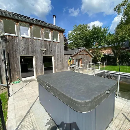 Spacious Chalet In Jalhay With Jacuzzi Exterior photo