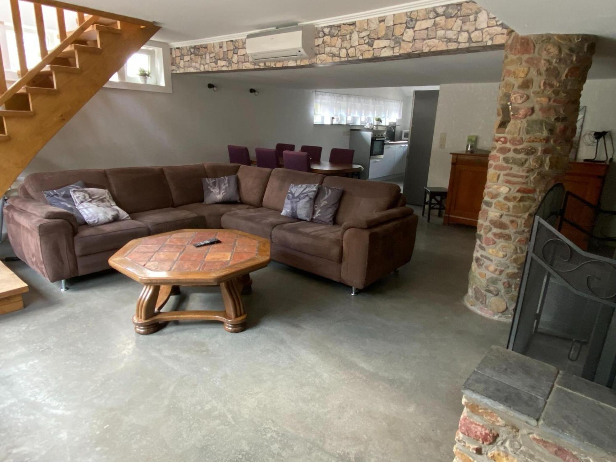 Spacious In With Jacuzzi Chalet Jalhay