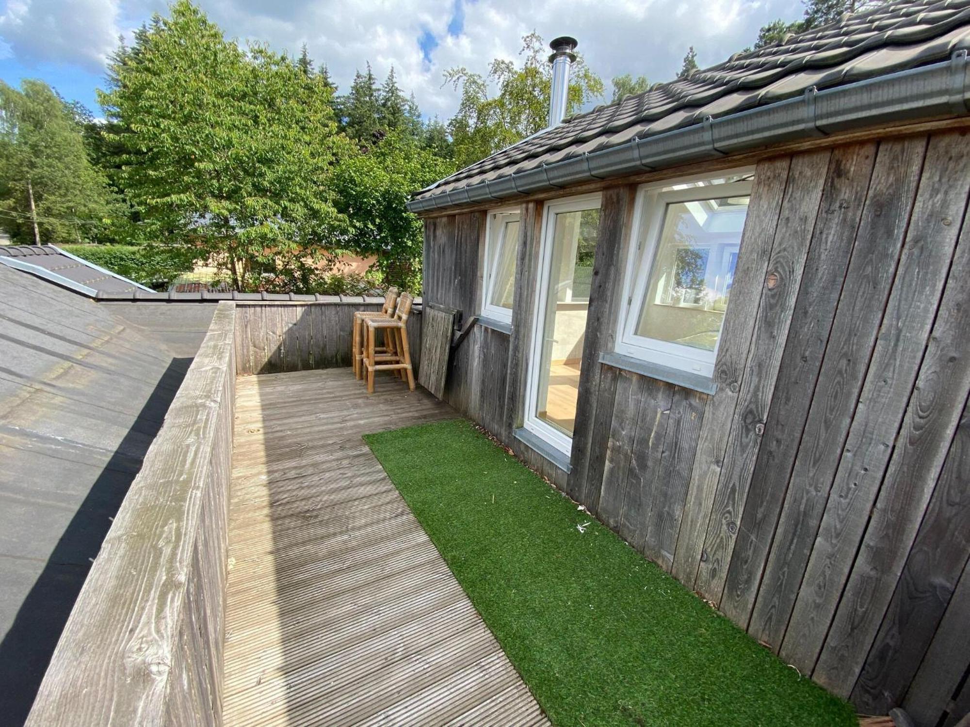 Chalet Spacious In With Jacuzzi *